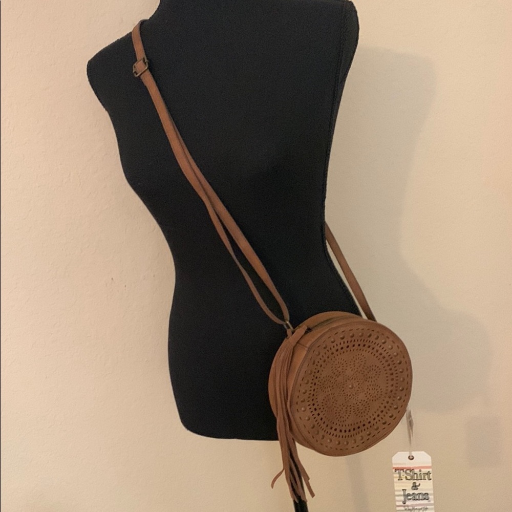 Classic Brown Leather-Like Crossbody Bag with Adjustable Strap